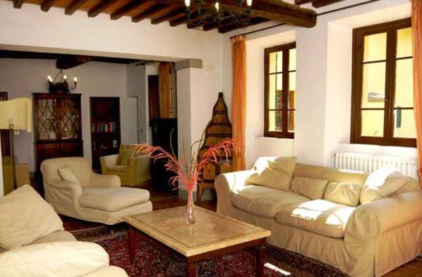 Casa Vacanze Villa Giusterna Monte Benichi Zewnętrze zdjęcie